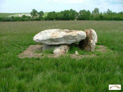 Le dolmen